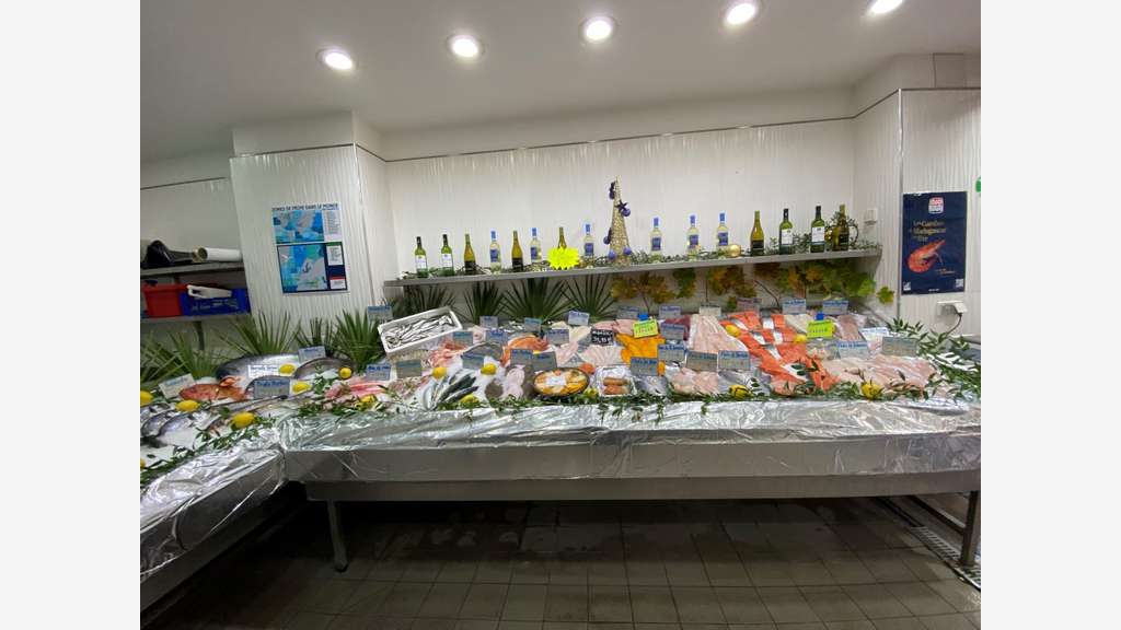 Vente poissonnerie emplacement N1 Hauts de Seine
