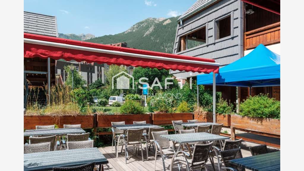 Restaurant visibilité assurée à Serre Chevalier