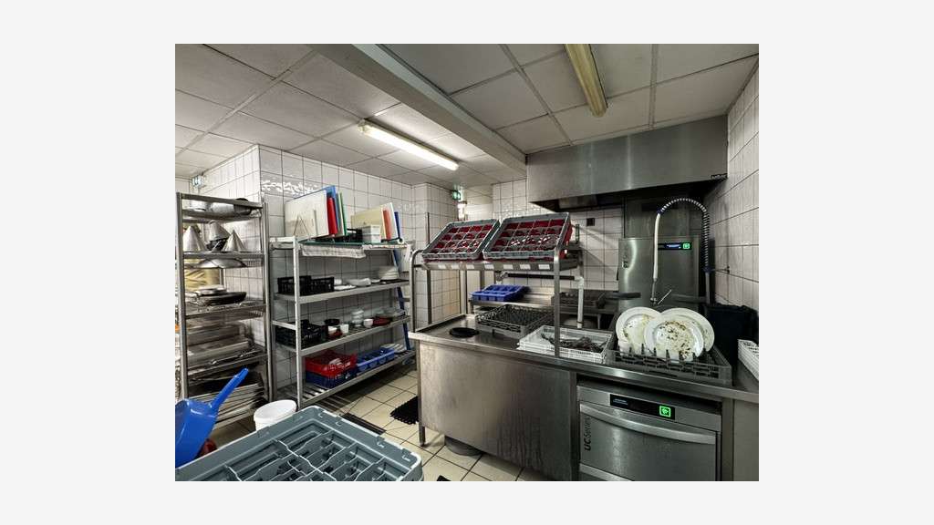RESTAURANT EMPLACEMENT N°1 ENTREE DE VILLE