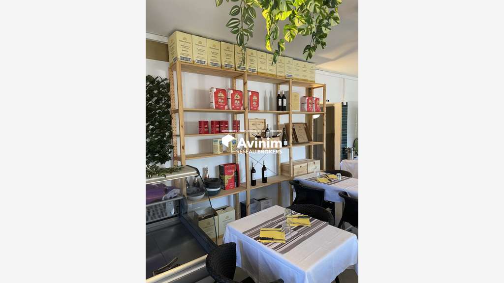 Cède restaurant en bord de route d'Aix en Provence