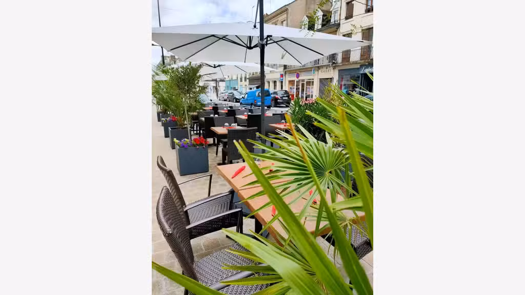 A vendre restaurant avec terrasse ville de l'Orne