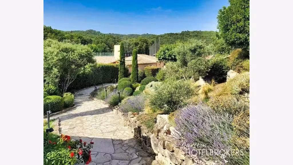 Vente Golf (Pitch&Put) Resort hôtel***** & SPA,