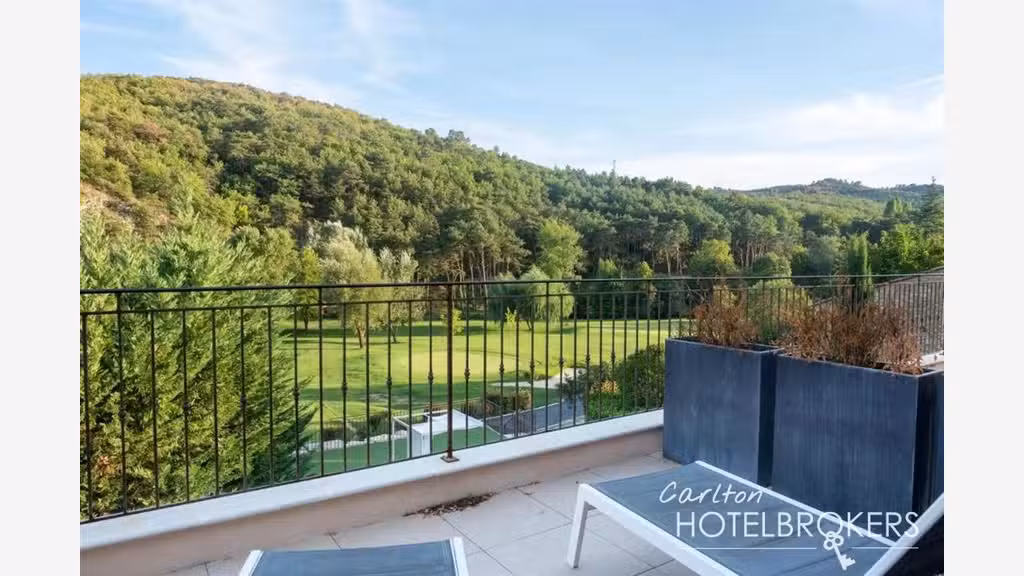 Vente Golf (Pitch&Put) Resort hôtel***** & SPA,