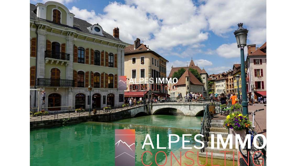 Vente restaurant dans la vielle ville d'Annecy