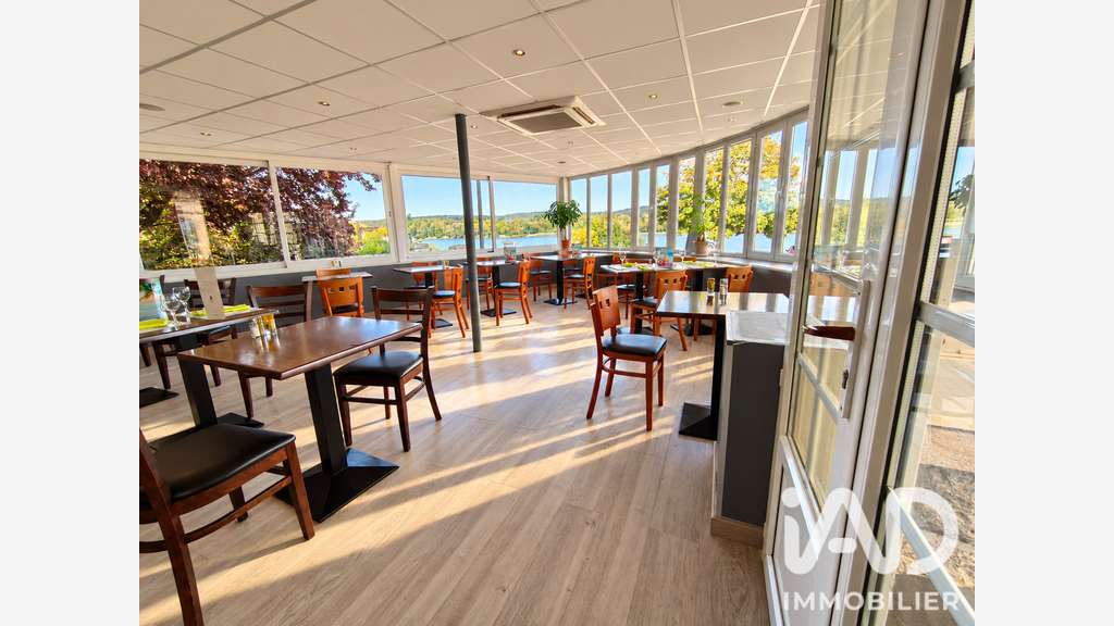 Restaurant à Arelaune-en-Seine