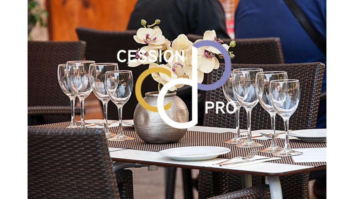 Magnifique restaurant d'angle à céder  à Arles