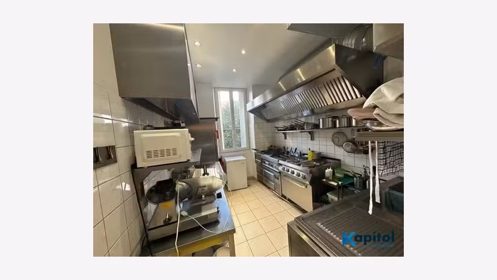 AV restaurant avec extraction Paris 18 Montmartre