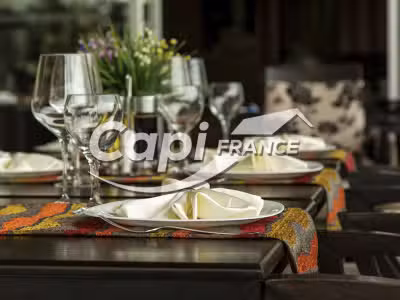 FDC bar restaurant brasserie empl N°1 à Saint-Cyr