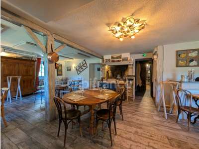 A vendre restaurant chambres Baume Les Messieurs