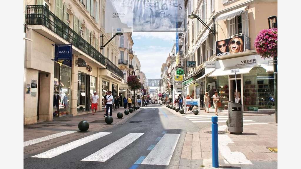 Vente restaurant beau potentiel à Cannes centre