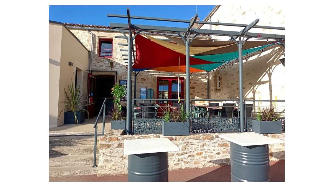 FDC bar tabac restauration à vendre à Beaufou (85)