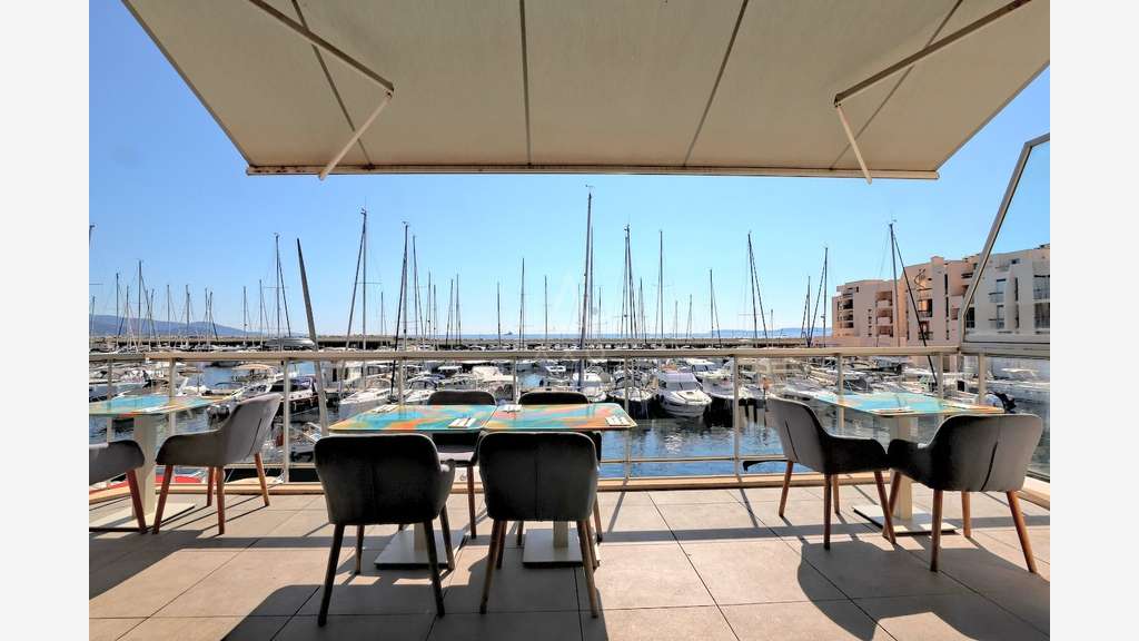 Vente restaurant sur Port de Bormes-Les-Mimosas