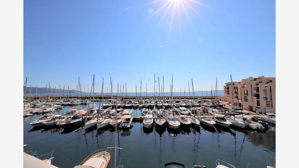 Vente restaurant sur Port de Bormes-Les-Mimosas