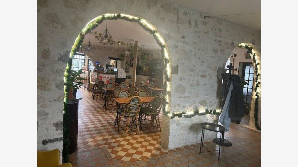 Très belle affaire de restauration à vendre Breval