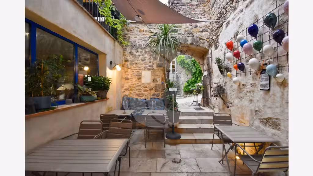 Vente fonds et murs restaurant à Bruniquel