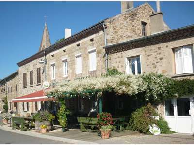 Vente auberge restaurant au cœur du Parc du Pilat