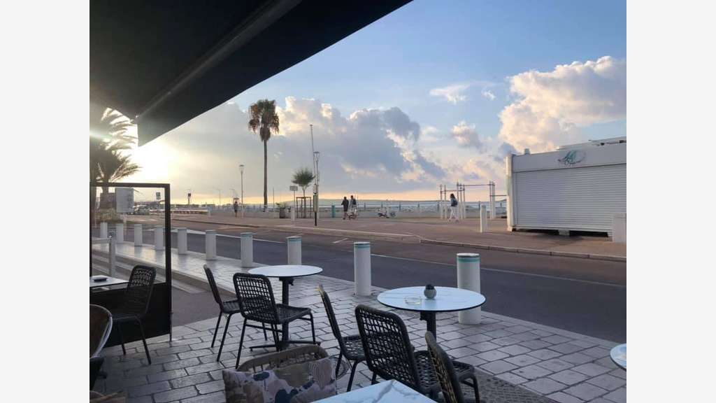 Vente restaurant lic IV terrasse à Cannes vue mer
