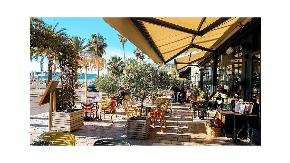 Vente restaurant face à la mer à Cannes