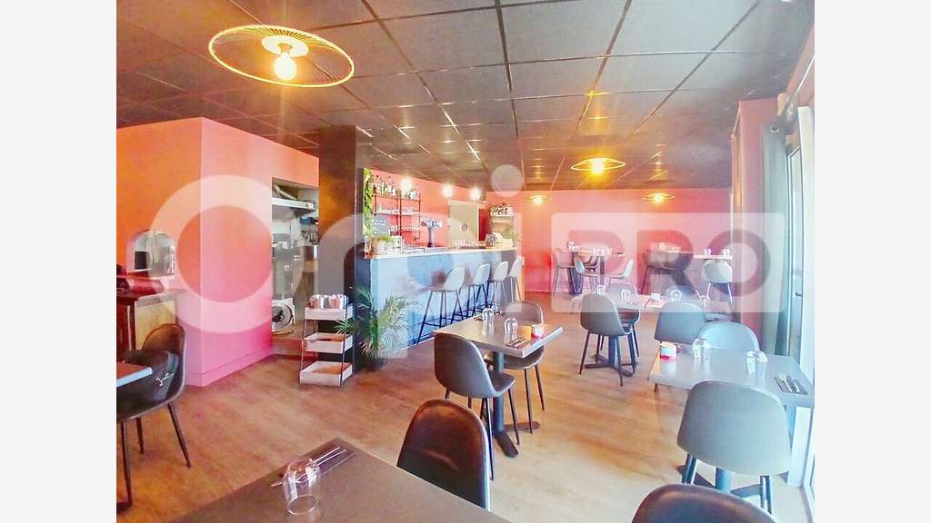 AV restaurant pizzeria Licence 3 en zc à Castries