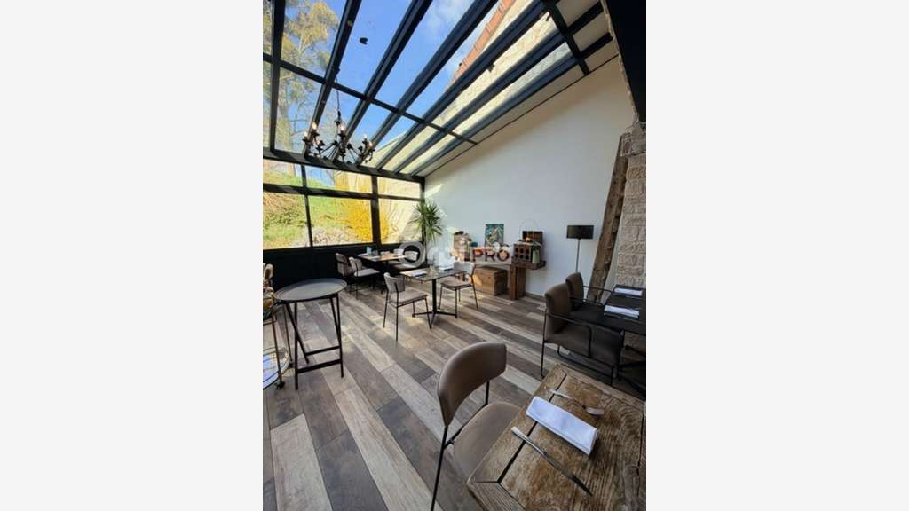 Vente restaurant calme et verdoyant à Champfleury