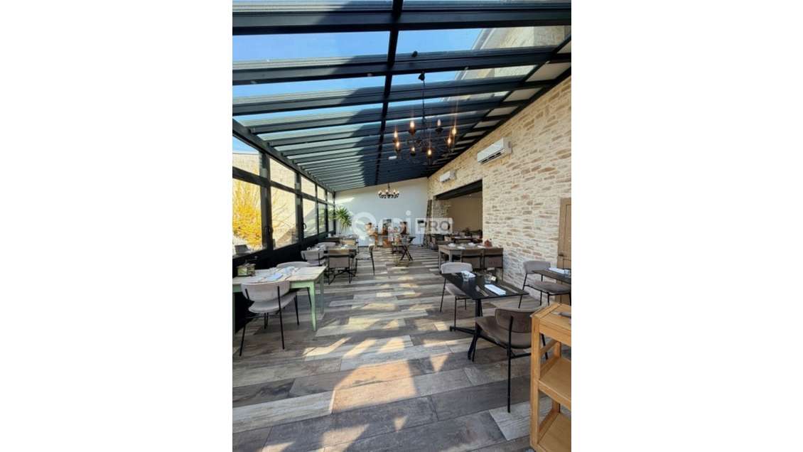 Vente restaurant calme et verdoyant à Champfleury