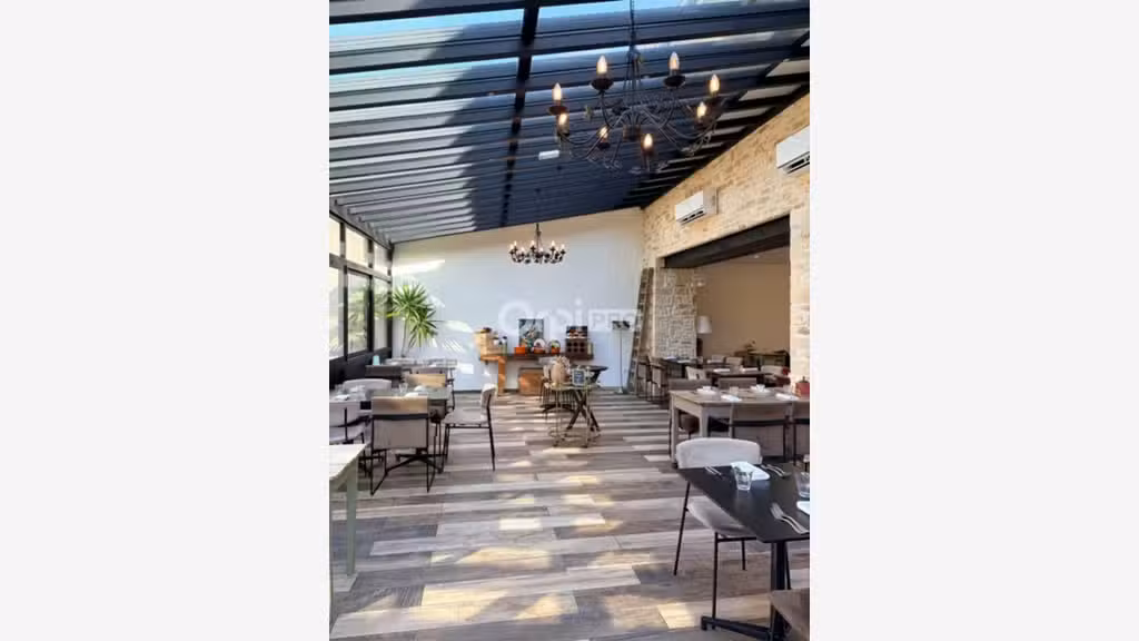 Vente restaurant calme et verdoyant à Champfleury