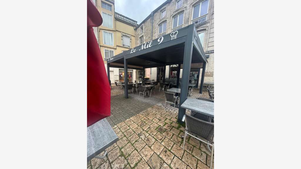 Vente bar brasserie terrasse empl N°1 à Chaumont