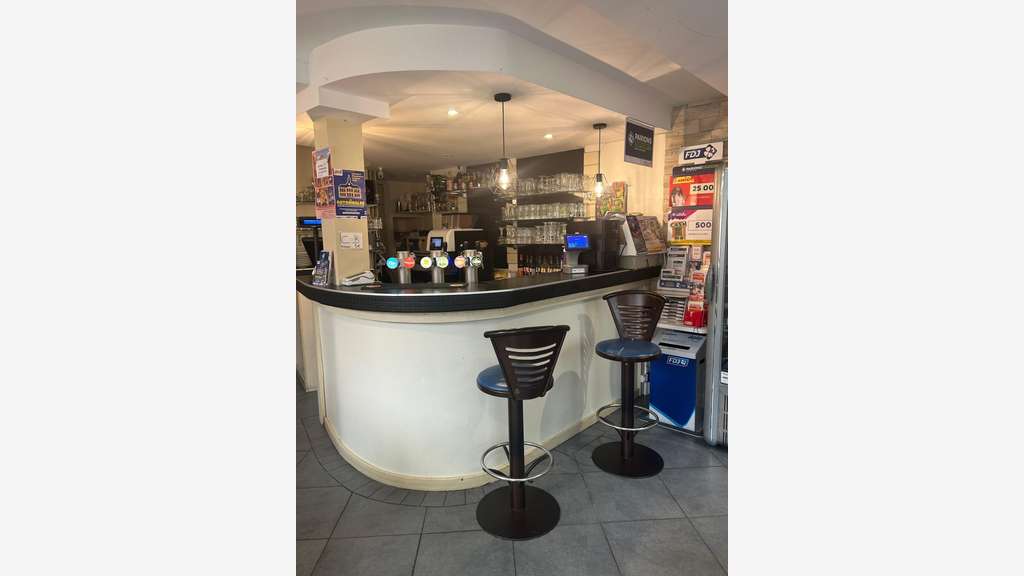 Vente bar brasserie terrasse empl N°1 à Chaumont