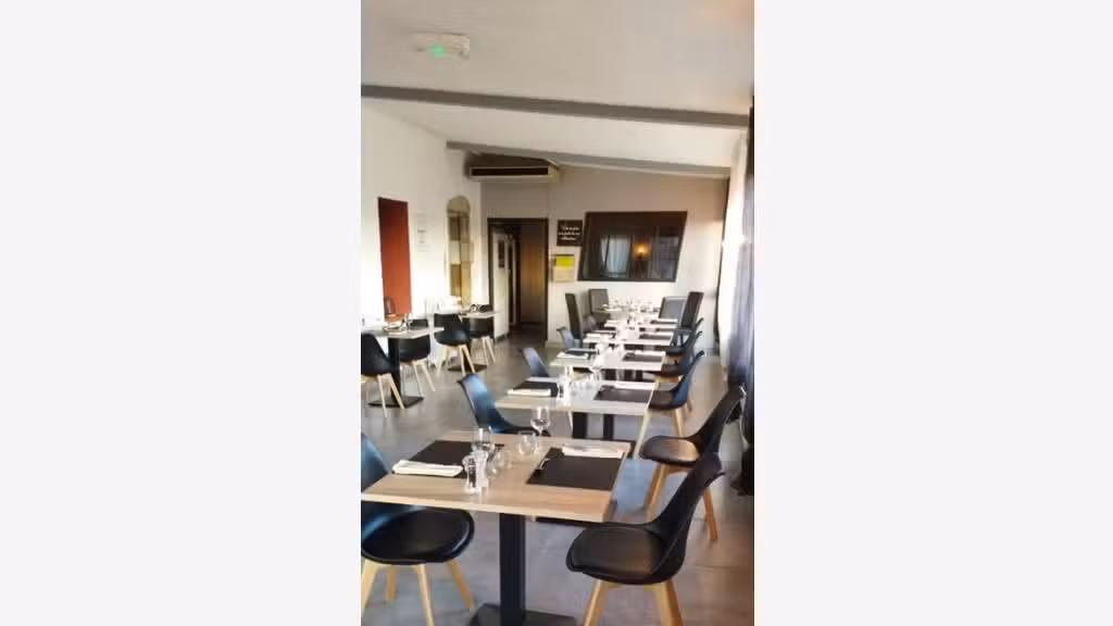 Restaurant + murs à vendre aux portes de Vichy