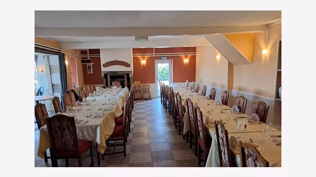 Restaurant + murs à vendre aux portes de Vichy