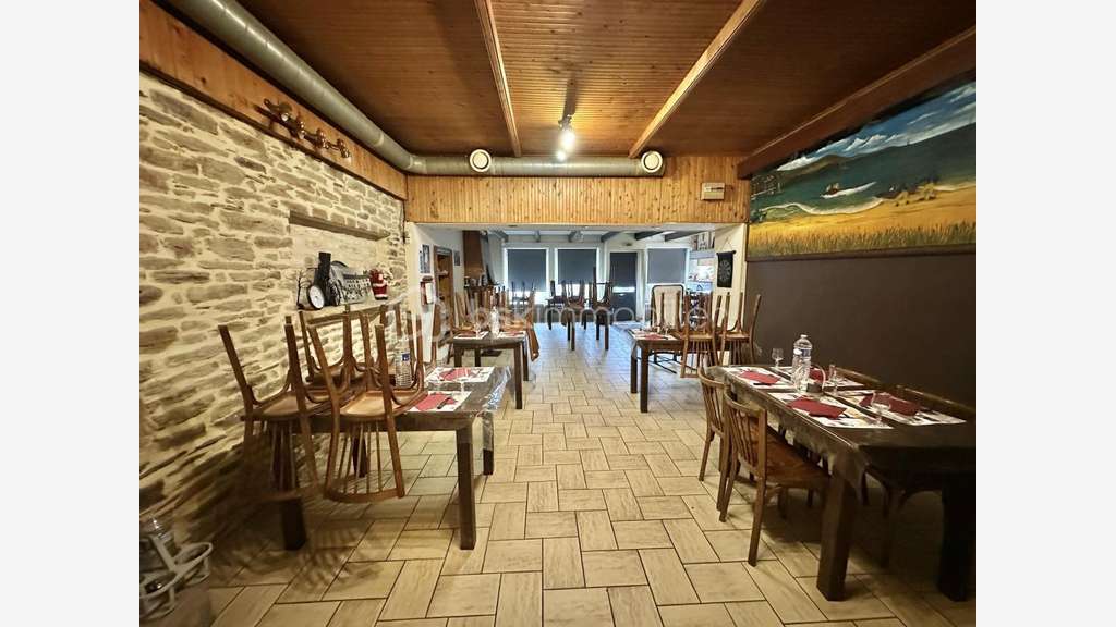 Vente FDC restaurant ouvrier centre bourg de Coray