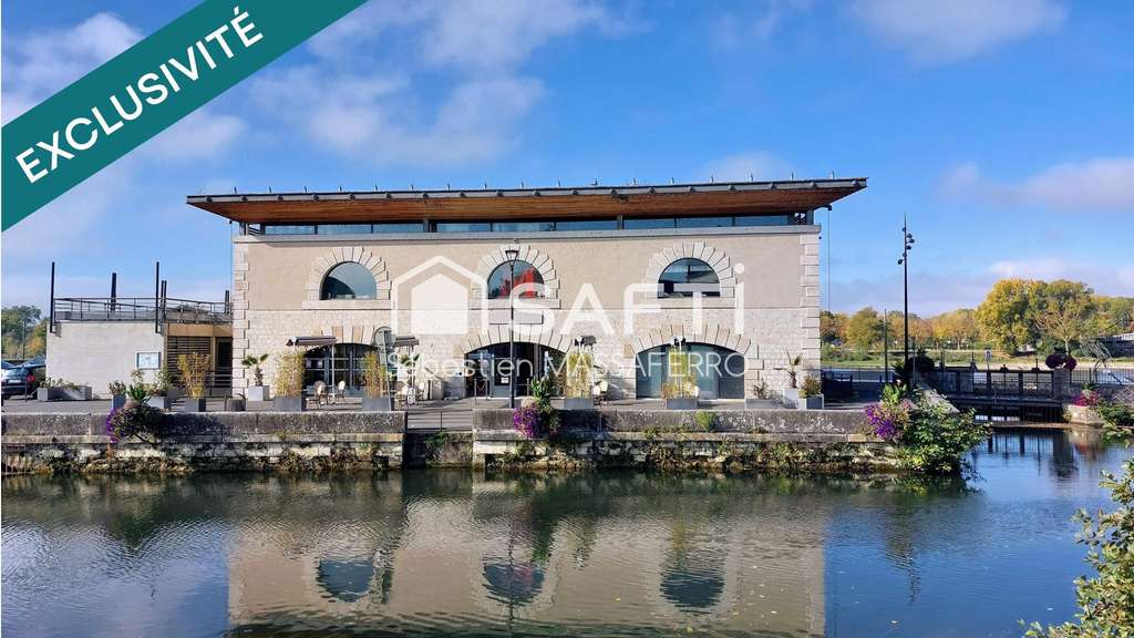 AV restaurant à Cosne vue imprenable sur la Loire 