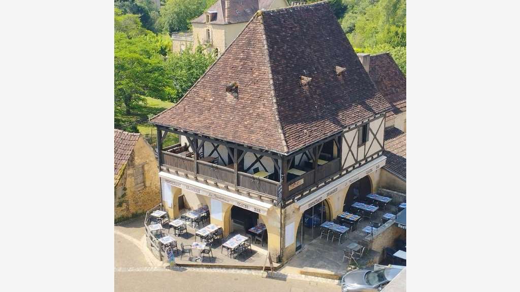 A vendre bar brasserie à Eyzies-de-Tayac centre