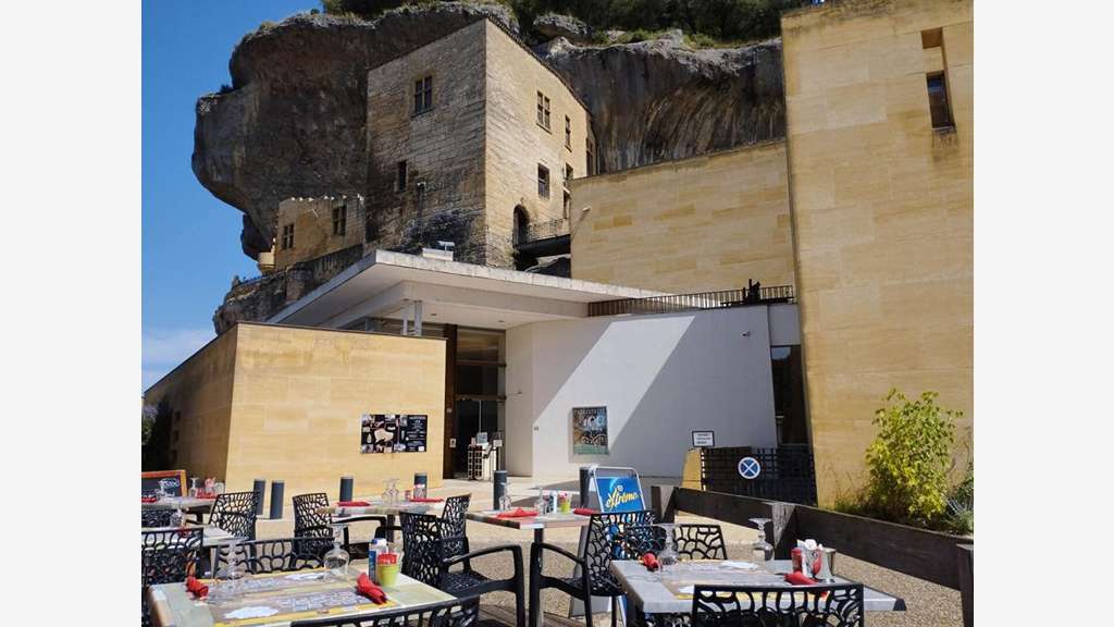 A vendre bar brasserie à Eyzies-de-Tayac centre