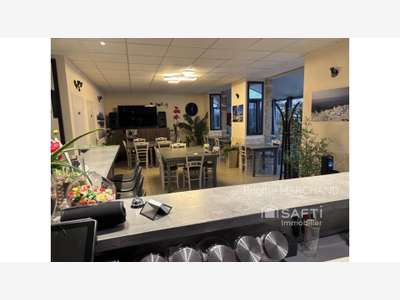 AV FDC bar restaurant épicerie à Freycenet-la-Tour