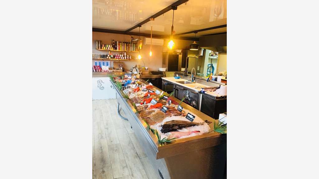 AV restaurant fruits de mer ville du littoral 66