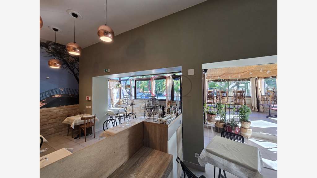 Fonds et/ou murs restaurant italien Bouc Bel Air