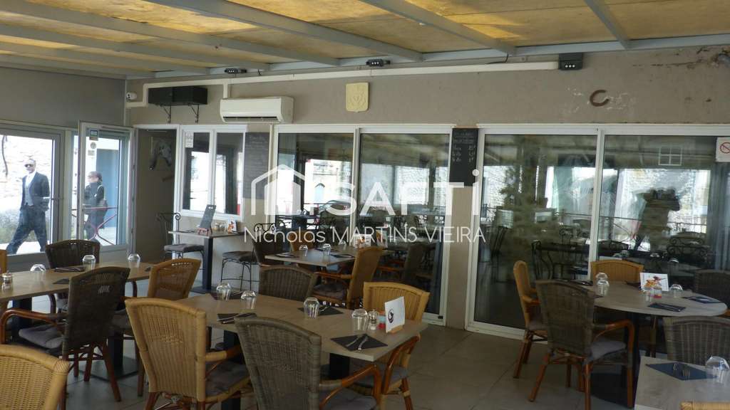 Cède restaurant de charme avec logement dept Gard