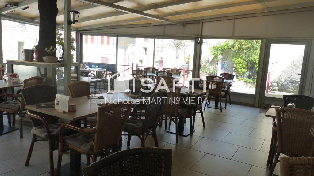 Cède restaurant de charme avec logement dept Gard