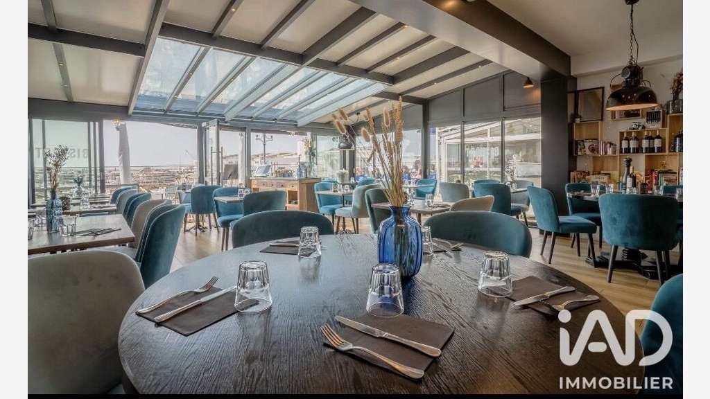 Vente restaurant face au port à La Turballe