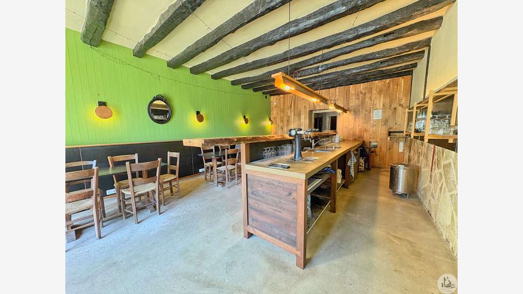 Vente restaurant avec beaucoup de potentiel  47