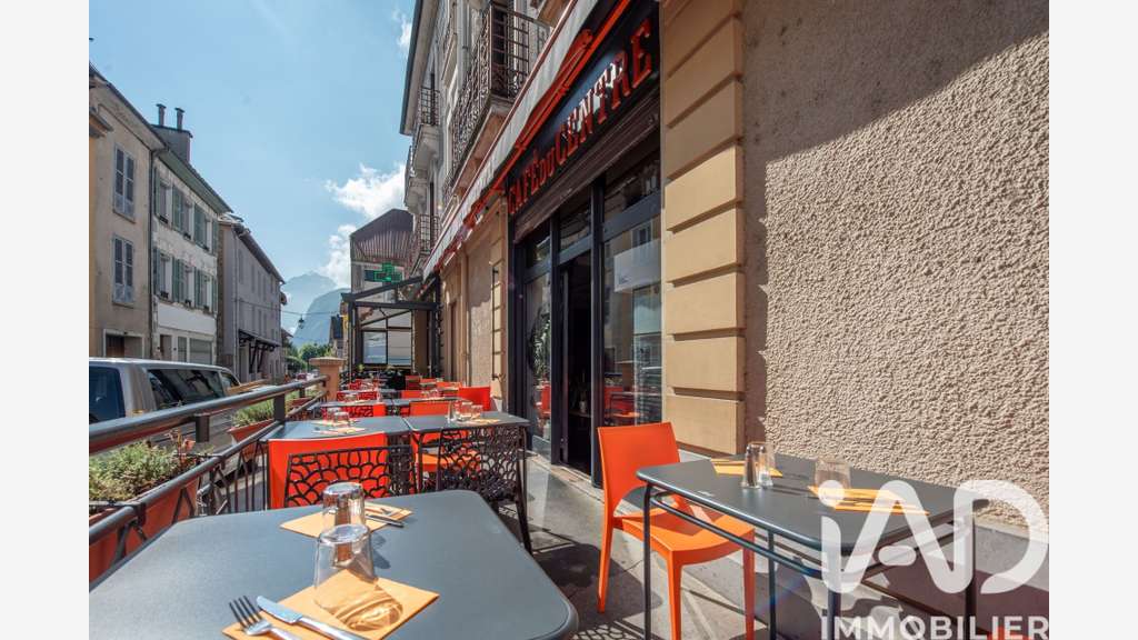 Vente restaurant au centre de Bourg-d'Oisans
