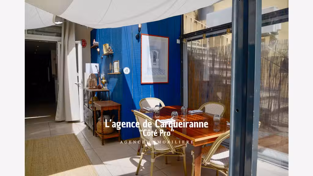 AV restaurant 105m² Le Lavandou emplacement N°1