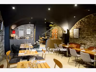 AV restaurant 105m² Le Lavandou emplacement N°1