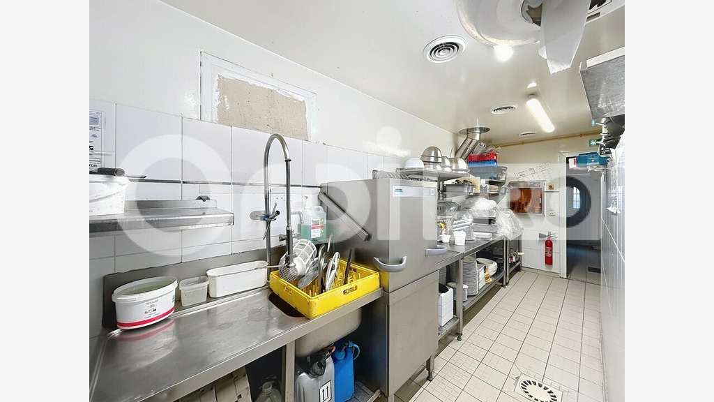 Vente FDC restauration avec véranda aux Ageux