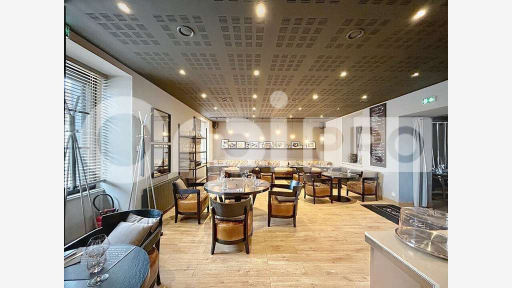 Vente FDC restauration avec véranda aux Ageux