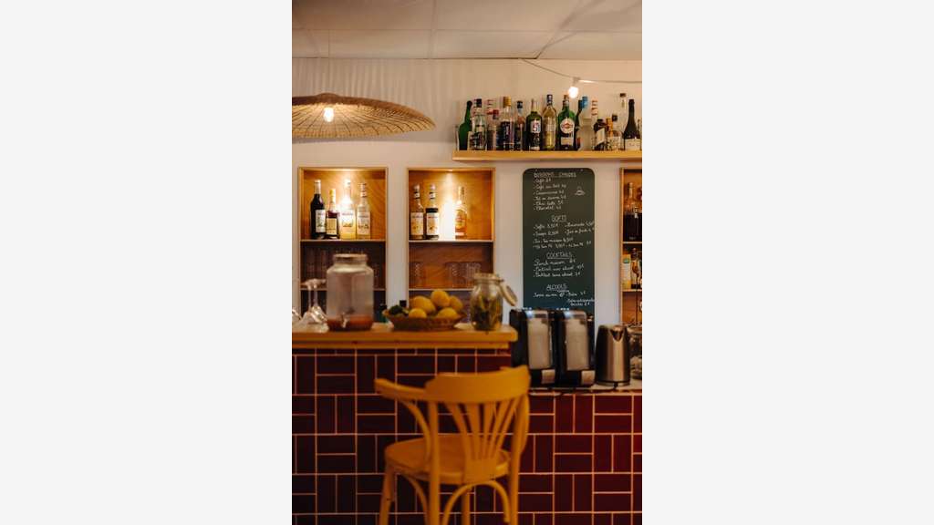 AV restaurant charme saisonnier avec boutique 06