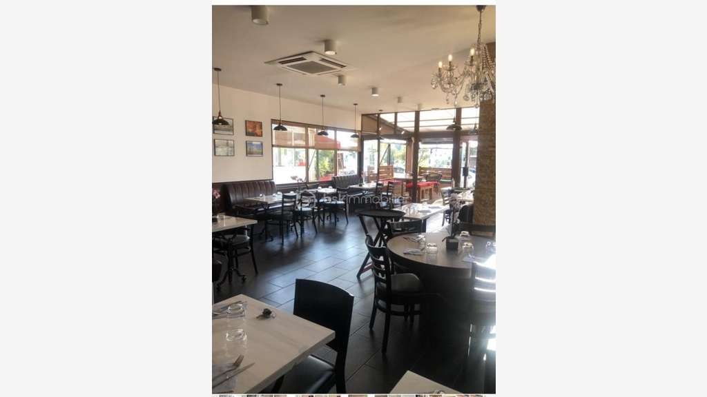 AV restaurant en centre ville Mandelieu-la-Napoule