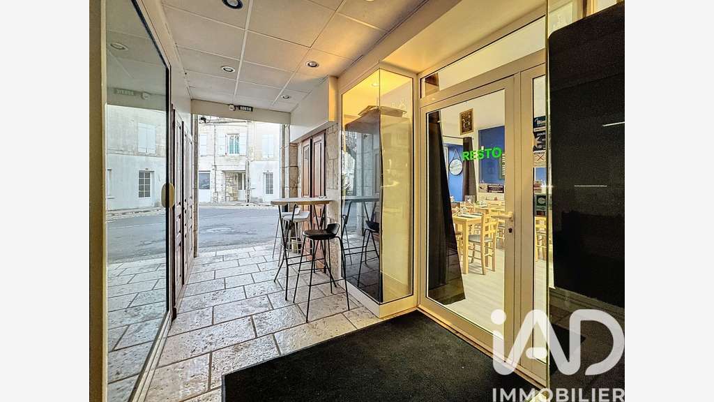 Vente restaurant de 70m² au coeur de Mareuil