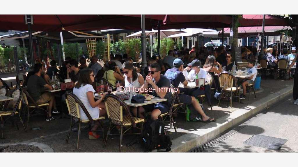 AV restaurant Lic IV 50 couverts Meyzieu centre